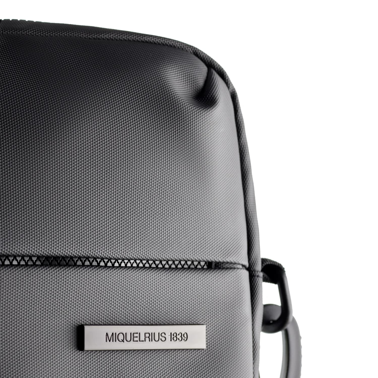 MR16984_06_Maletin_Negro_BAGTOWORK.jpg