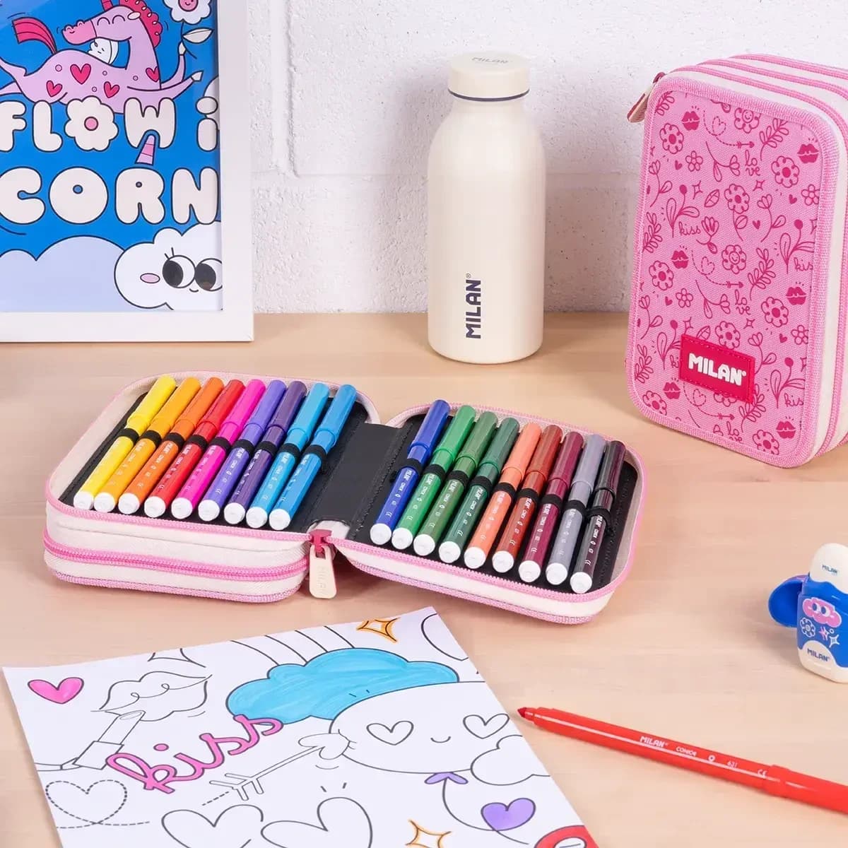 Plumier 2 pisos con contenido FLOWICORNS rosa 2.webp